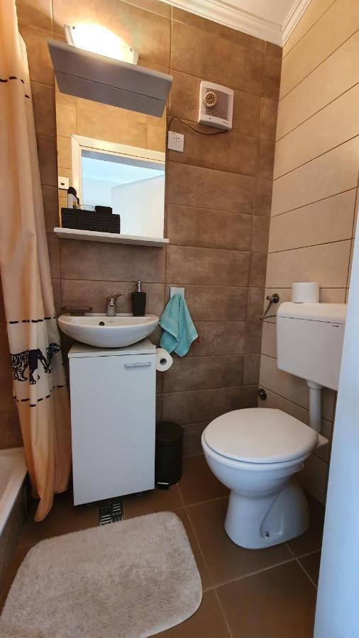 Rajski Vrt Vrdnik Buitenkant foto
